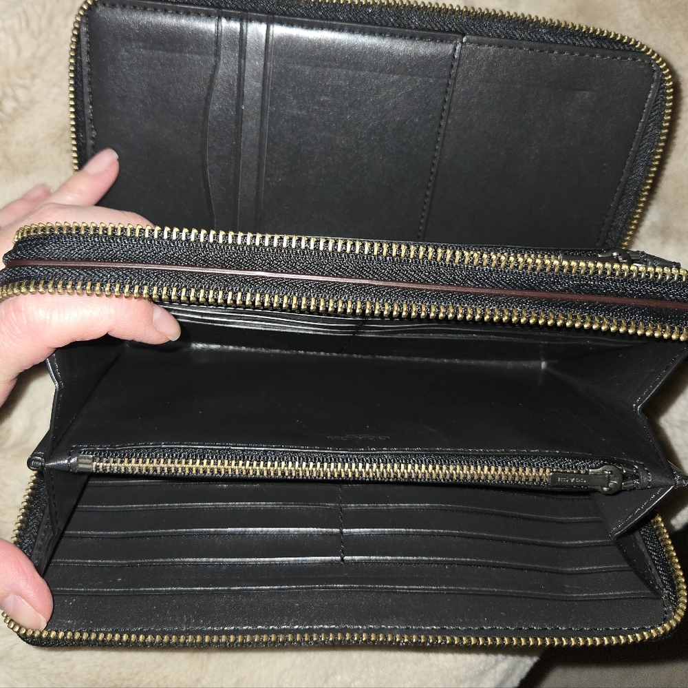NWOT Coach Black Vintage Huge Leather Men's Zip Wallet - Picture 8 of 13